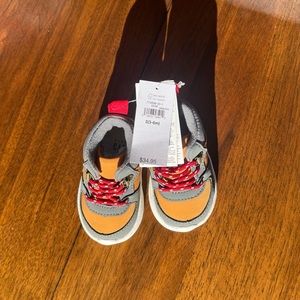 NWT Gap Sneakers 3-6m